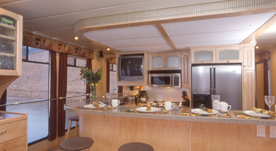 Houseboat Interiors 6