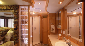 Houseboat Interiors 8